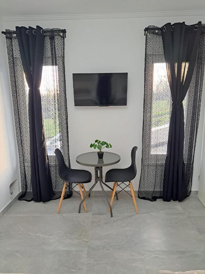 Kevin&Jessica Rooms Giarmata Exterior foto
